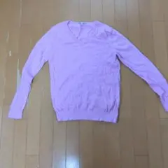 ピンク Vネック ニットセーター