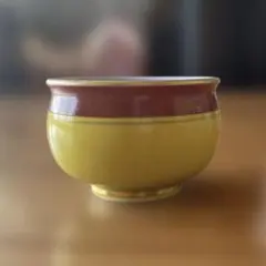 デッドストック！かわいらしい輪花縁に上質内朱白青漆の映える鉢（検