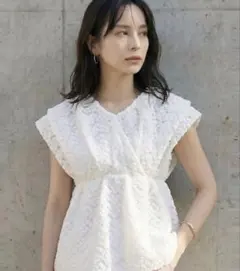 nostalgia / 前後２WAY小花チュールボリュームタックブラウスのサムネイル