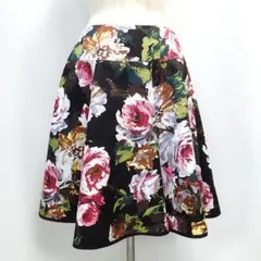 ★793 エムズグレイシー 花柄フレアスカート ひざ丈 40 L ブラック