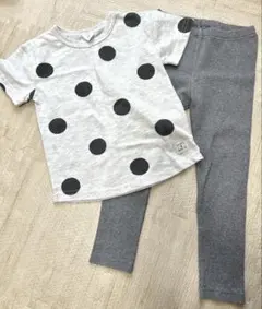 ユニクロ　リブレギンス　Tシャツセット　110