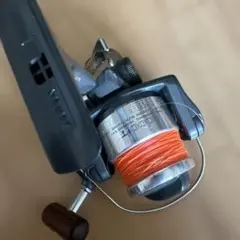 Daiwa EMBLEM-Z 2000iT スピニングリール 本体のサムネイル
