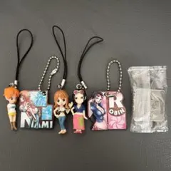 ワンピース④ ナミ・ロビン ストラップセット