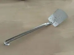 ステンレス製穴あきフライ返しのサムネイル