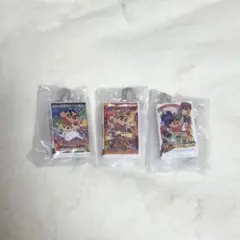 クレヨンしんちゃん　ビデオテープミニチュアチャームコレクション　3点