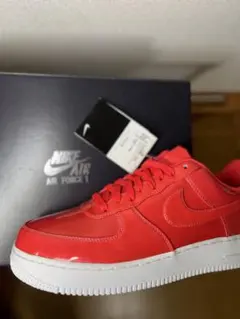 ナイキ　エア フォース 1 07 UVライト　ブラックライト