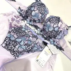 Item thumbnail for item 6bf1bafe-a11e-4d8d-b051-8ca7cc6f5ce6