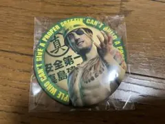 龍が如く 真島吾朗 一番くじ セガラッキーくじ 缶バッジ F賞 - メルカリ