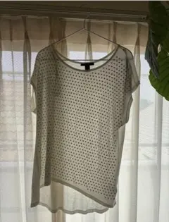 FOREVER 21 スタッズ装飾 Tシャツ ホワイトのサムネイル