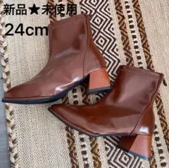 新品未使用★38★24cm★ショートブーツ★ブラウン★安定ヒール★中がボア暖か