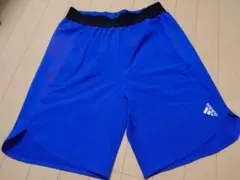 未使用品 adidas 160サイズ 青ハーフパンツ 短パン スポーツウェア