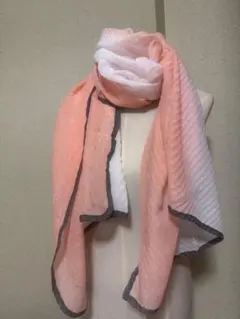 ピンクとホワイトのシフォンストール