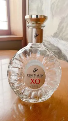 Rémy Martin XO スペシャル クリアボトル 空瓶 - メルカリ