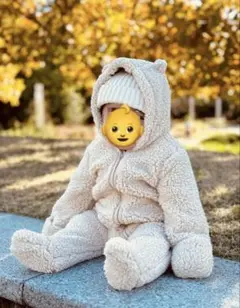 ベージュ フリースロンパース クマ耳付き　gap
