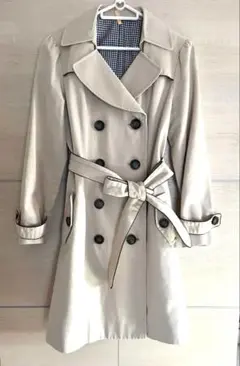 トレンチコート ベージュ 9号 裏地(チェック柄)あり ベルト後ろ＆横結び可