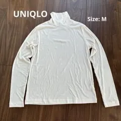 ユニクロ ライトリブタートルネック ホワイト 2024年