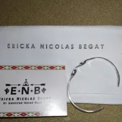 ERICKA NICOLAS BEGAY・シルバーバングル/センターツイストのサムネイル