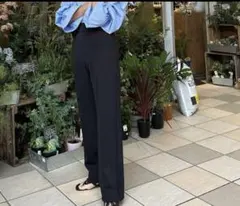 2025年最新】Carla パンツの人気アイテム - メルカリ