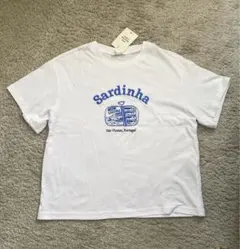 【新品】タグ付き　刺繍Tシャツ　ブルー