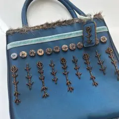 Guess ゲス　 ビーズ装飾 ファー付きバックのサムネイル
