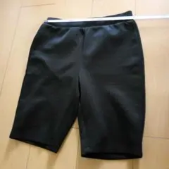 GU ハーフパンツ　黒　半ズボン　短パン　ジャージ
