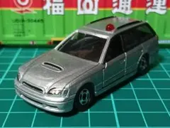 トミカ スバル レガシィ ツーリングワゴン 覆面パトカー 緊急車両