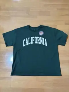 【8】新品　CALIFORNIA Tシャツ グリーン
