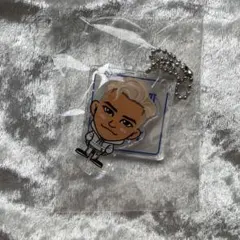 ELLY 三代目 ガチャ アクリルスタンド