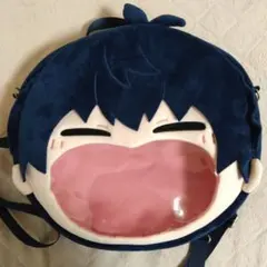 潔世一 痛バッグ