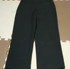 黒ズボン　レディース　united colors of benetton