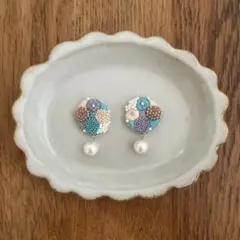 花に一粒ピアス　ターコイズ