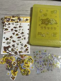 リラックマ　シール、メモ帳、ケース