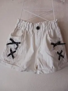 ホワイトリボン付きハーフパンツ(150㎝位)