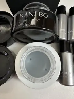 すべて空容器　KANEBO