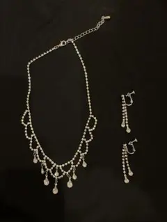 ネックレス　　イヤリング　結婚式