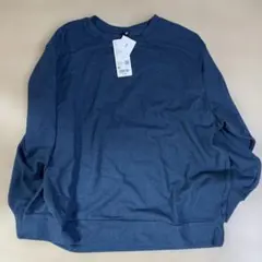 新品　UNIQLO ユニクロ　ソフトニットフリースクルーネックT