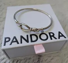 PANDORA インフィニティノットバングル 　ブレスレットのサムネイル