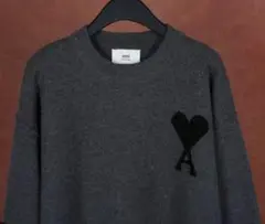 AMI PARIS グレー ハート刺繍 セーター 男女兼用 L20