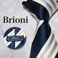Brioni ネクタイ レジメンタル 光沢感 ジャガード イタリア製 美品 極美品 Brioni ネクタイ レジメンタル ジャガード ネイビー 光沢
