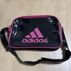 adidas ショルダーバッグ 黒/ピンク