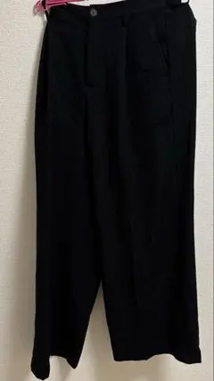 エマクローズ スラックス