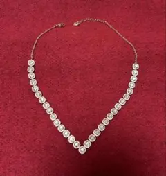 V字型クリスタルネックレス SWAROVSKI