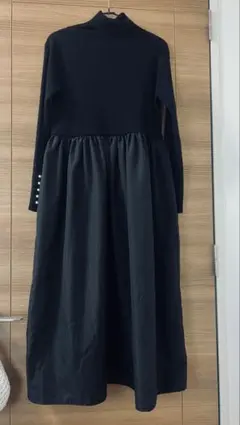 coca/袖パールボタン付きタートルワンピース