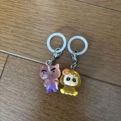 クレヨンしんちゃん めじるしアクセサリー 2点セット ガチャガチャ