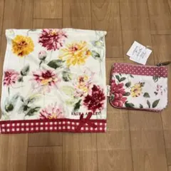 未使用 LAURA ASHLEY 花柄タオルハンカチとポケットティッシュホルダー