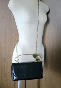 ラスト値下げブラックアンゼンプンゴシックショルダーバッグ