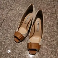 最終値下げ中DIANA ベージュ/ブラウン オープントゥハイヒール
