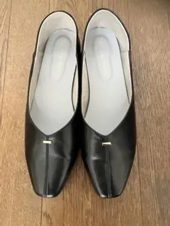❗️sale❗️ お値下げ！スクエアトゥフラットシューズ 黒