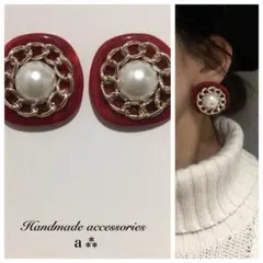 962-1 レッド☺︎ゴールドチェーンとパールの大ぶりピアス☺︎