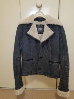 UGG本革ムートン　入手困難商品のサムネイル